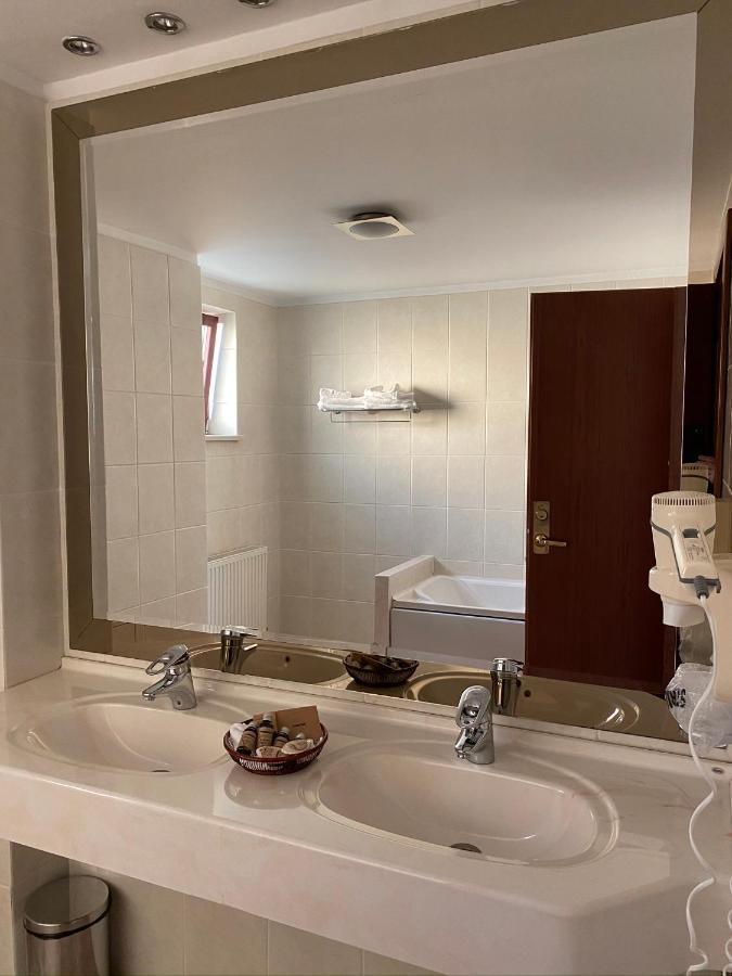Casa Jasmine Hotel Brasov Ngoại thất bức ảnh